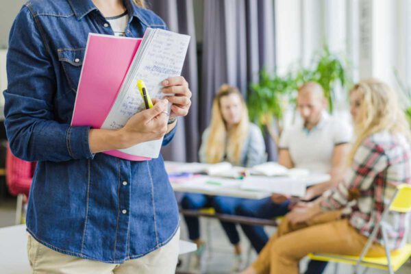 Hoe bijles Nederlands leerlingen helpt zich beter uit te drukken op school én daarbuiten bijles Nederlands